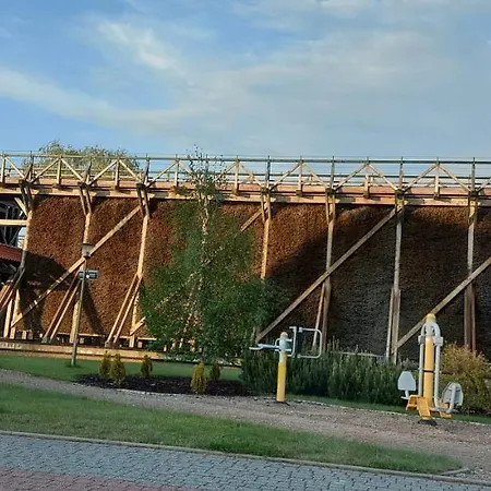 Letniskowy Siedemnastka Apartmán *